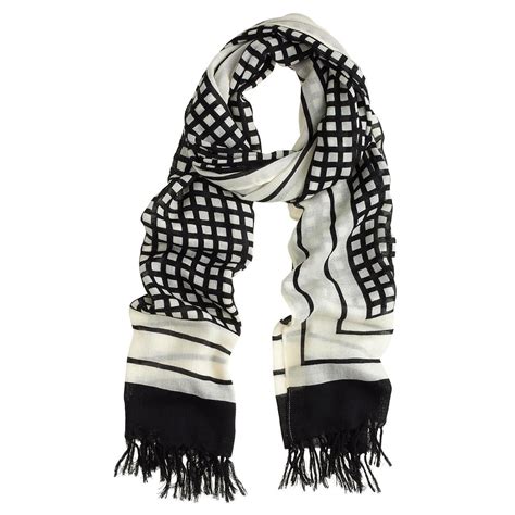 black and white fashion scarf.